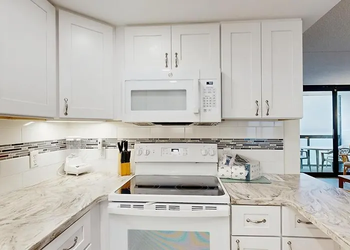 Holiday home Beachfront With Balcony Ac Washer & Dryer Pools & Game Ocean City