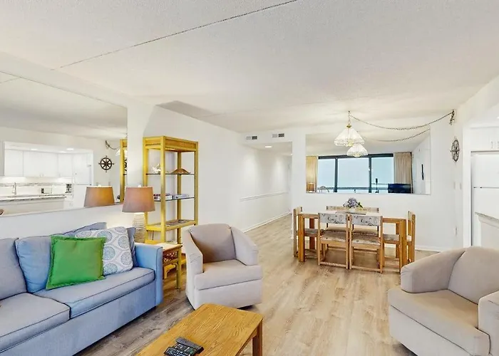 Holiday home Beachfront With Balcony Ac Washer & Dryer Pools & Game *